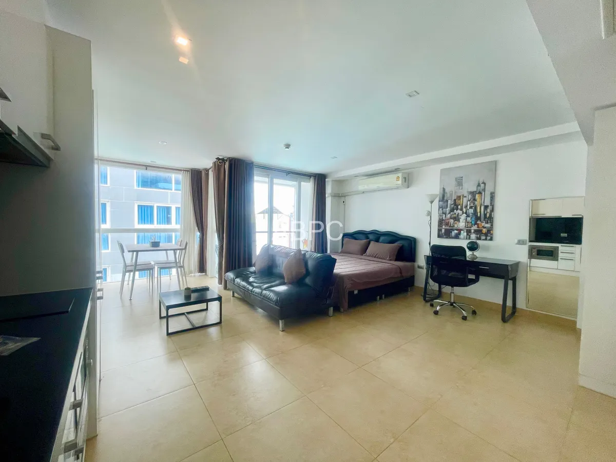 Centara Avenue Residence
