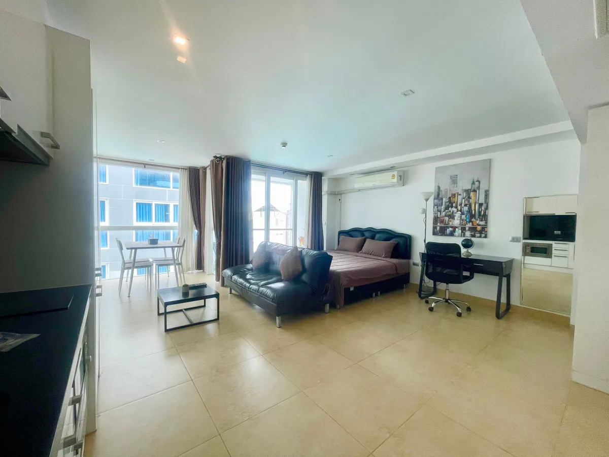 Centara Avenue Residence photo 12