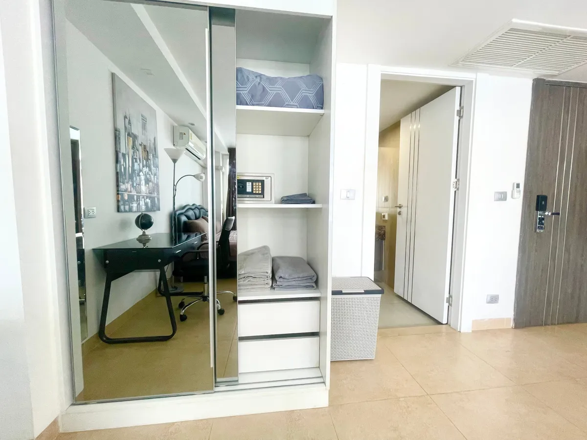 Centara Avenue Residence photo 20