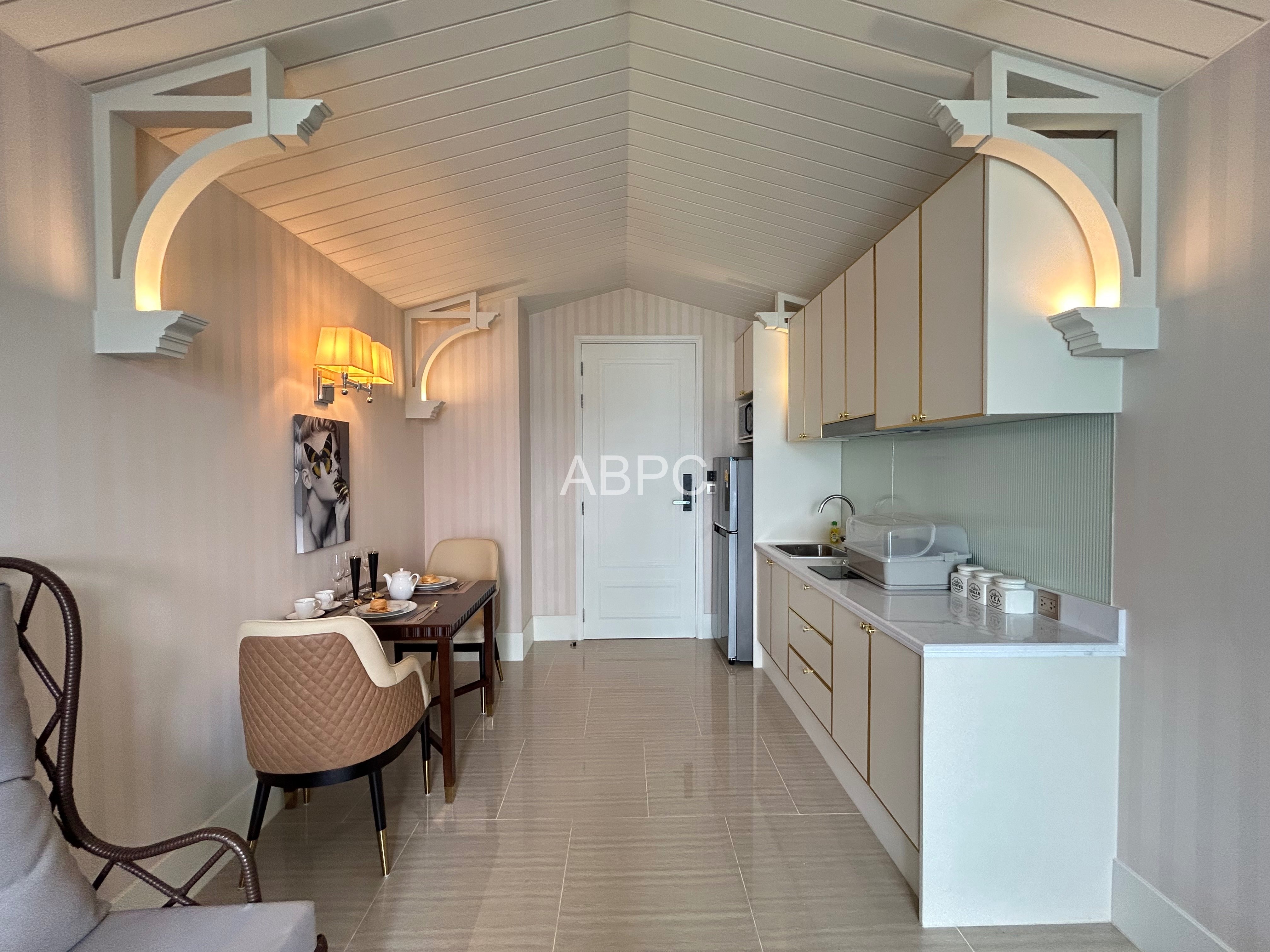 Beachfront 1 Bedroom Condo In Najomtien For Sale Or Rent photo 4