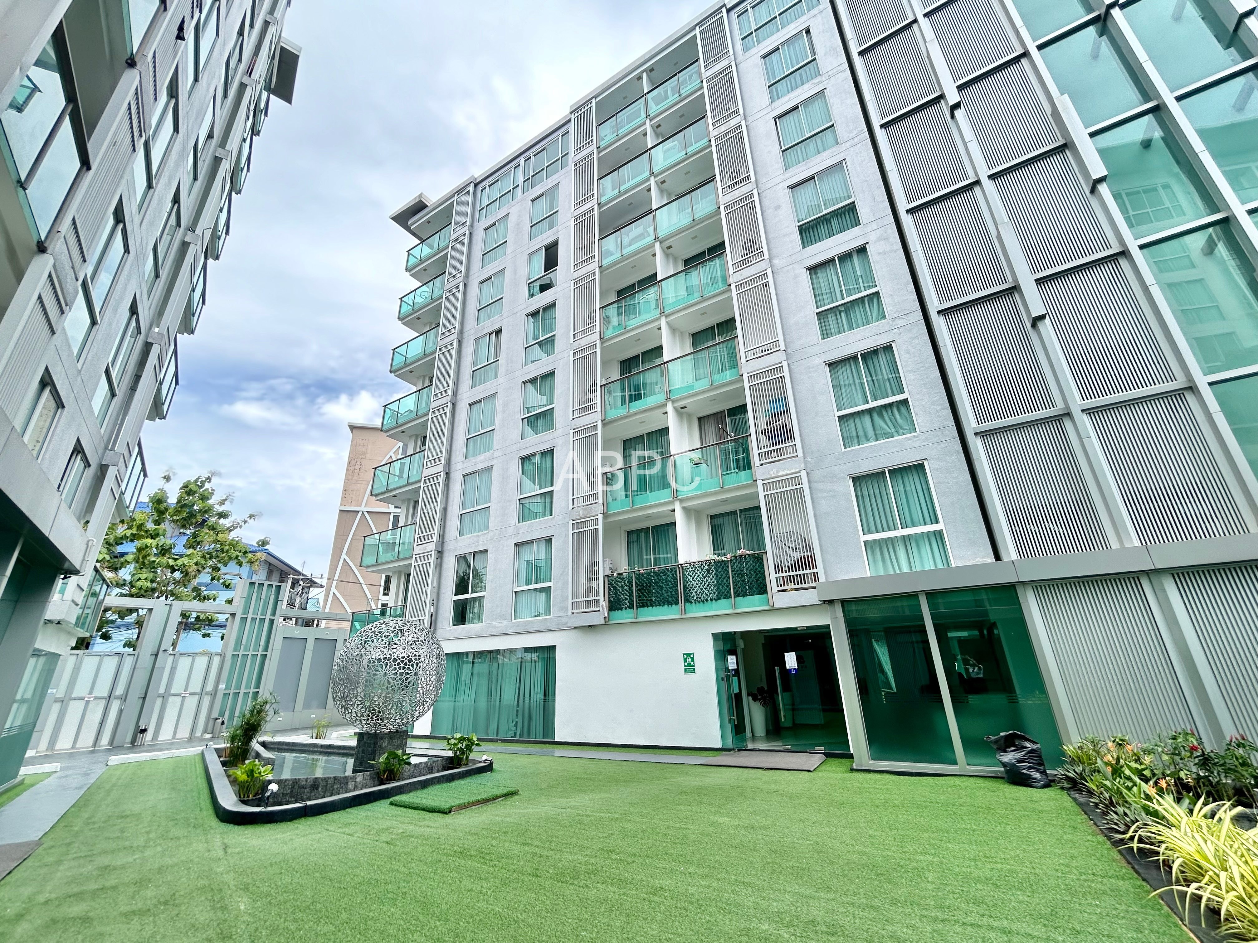 Very Cheap Studio Condo For Rent in Central Area photo 8