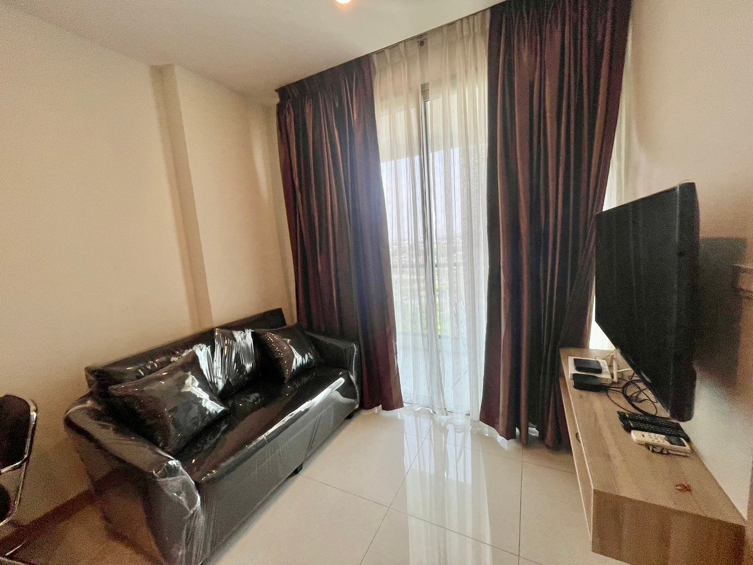Riviera Jomtien 1 Bedroom Condo For Rent photo 13