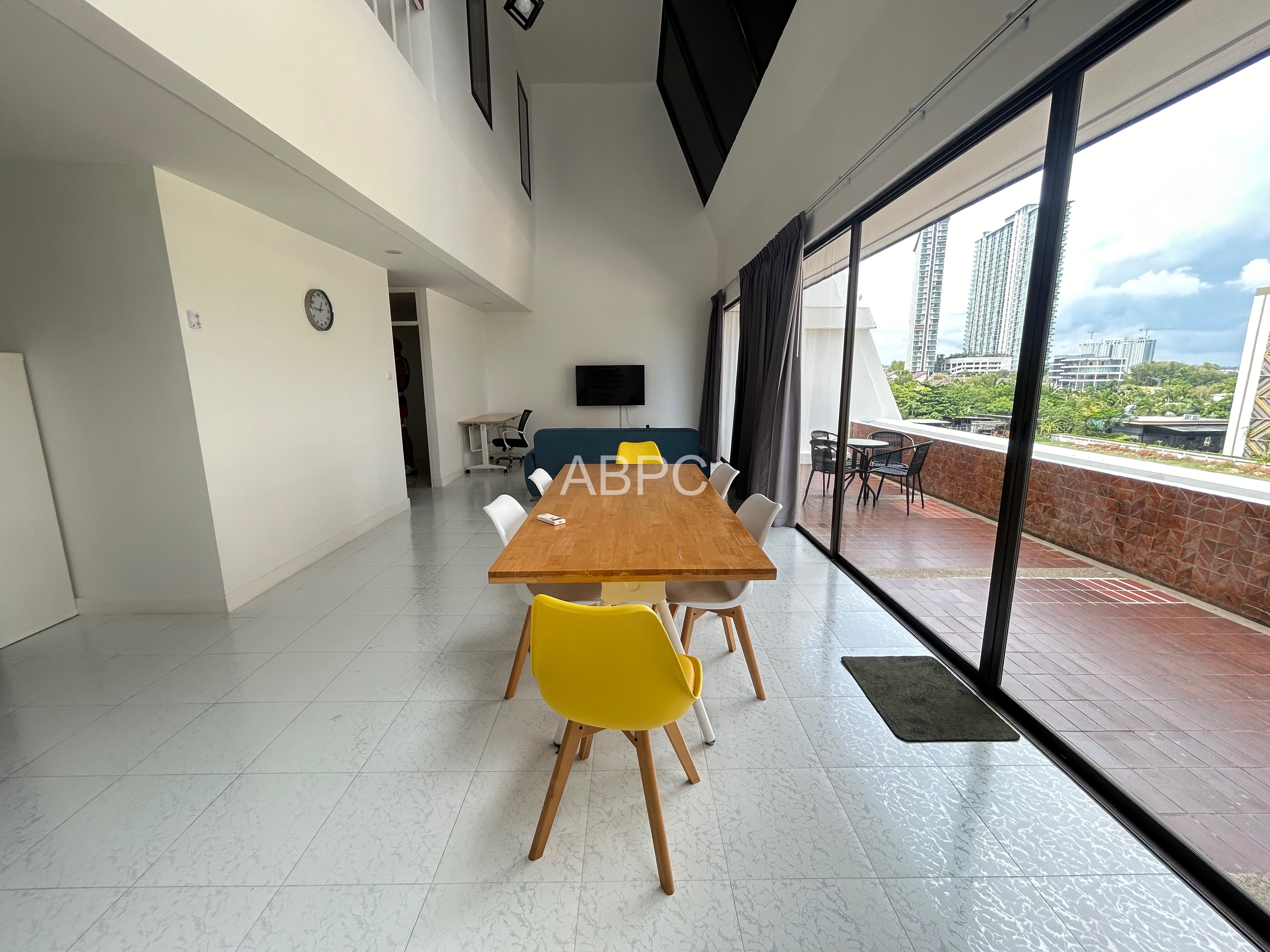 3 Bed near the beach in Jomtien photo 4