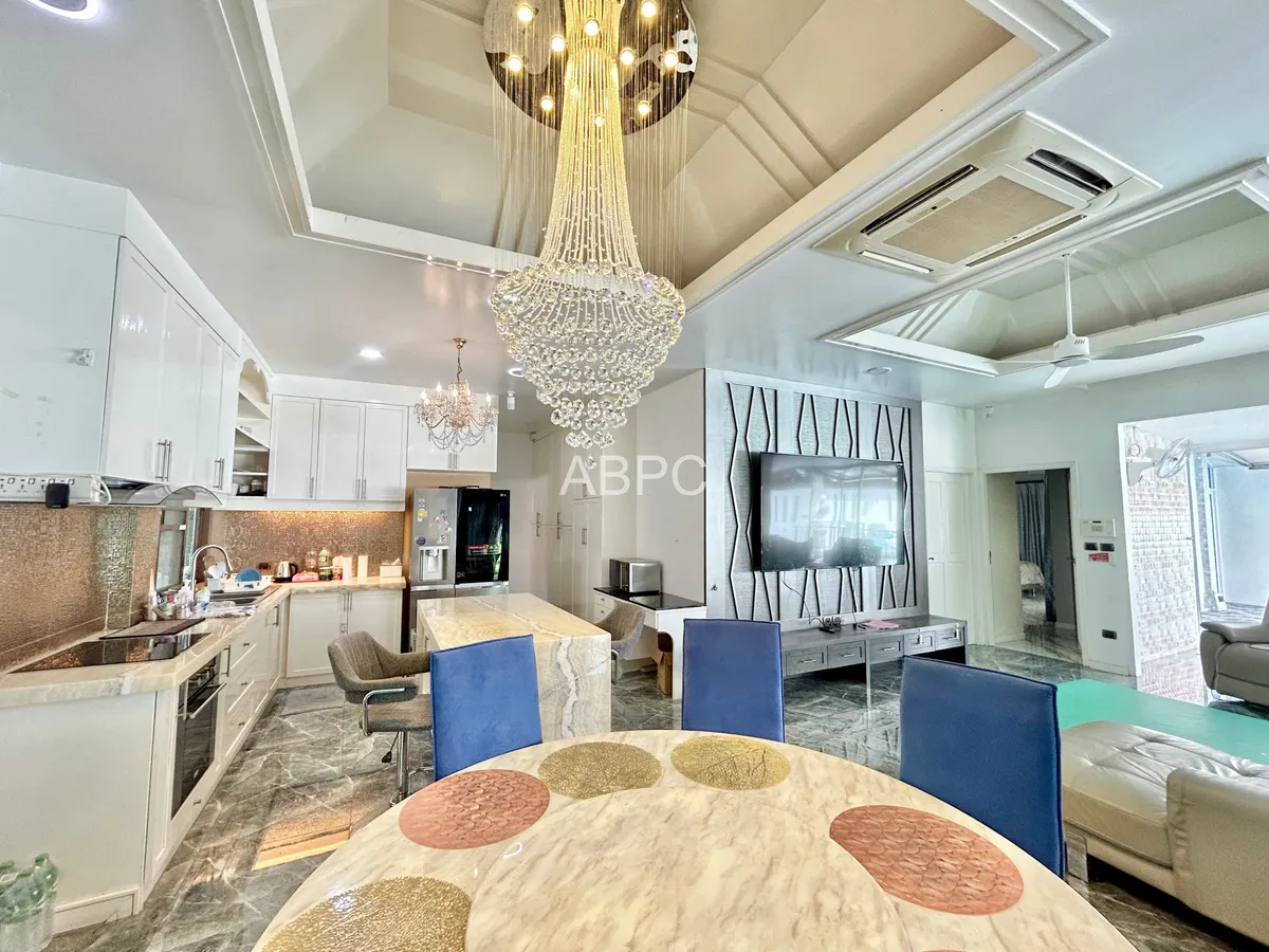 4 Bedroom House For Rent And Sale In Huayyai photo 4