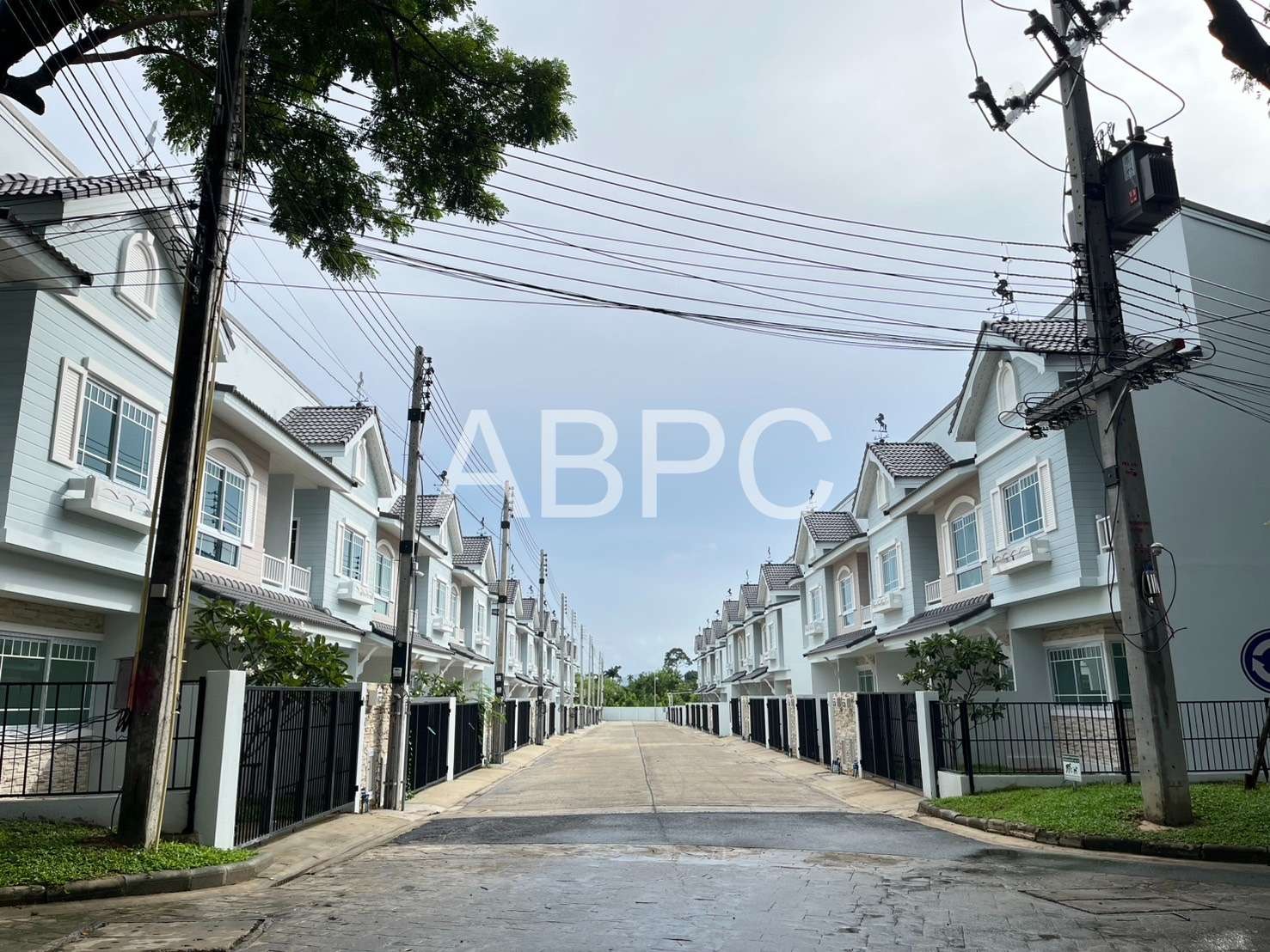 Natural Living 3 Bedrooms 3 Bathroom House For Sale in Huay yai photo 21