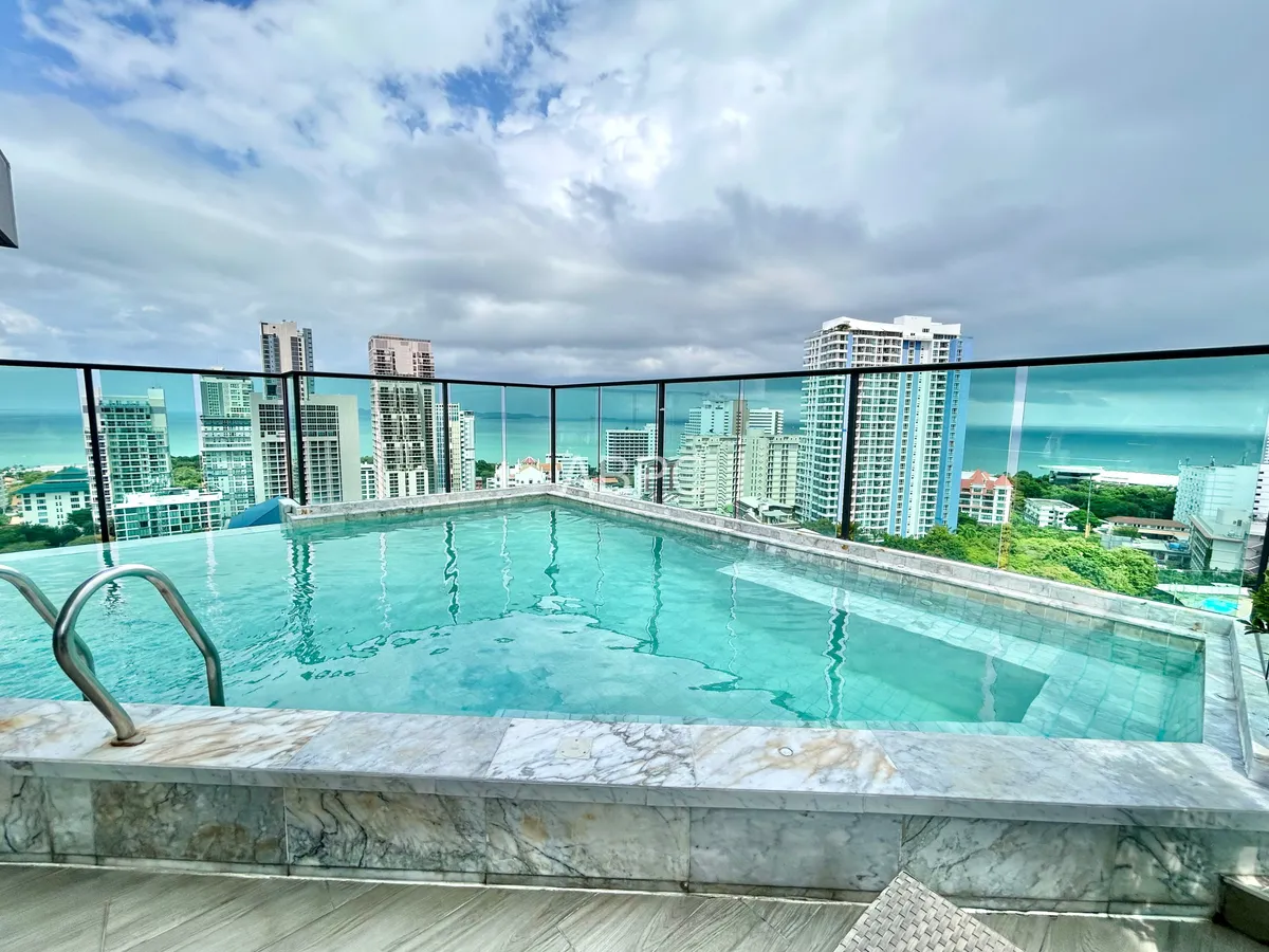 1 Bed 1 Bath Condo in Pratumnak