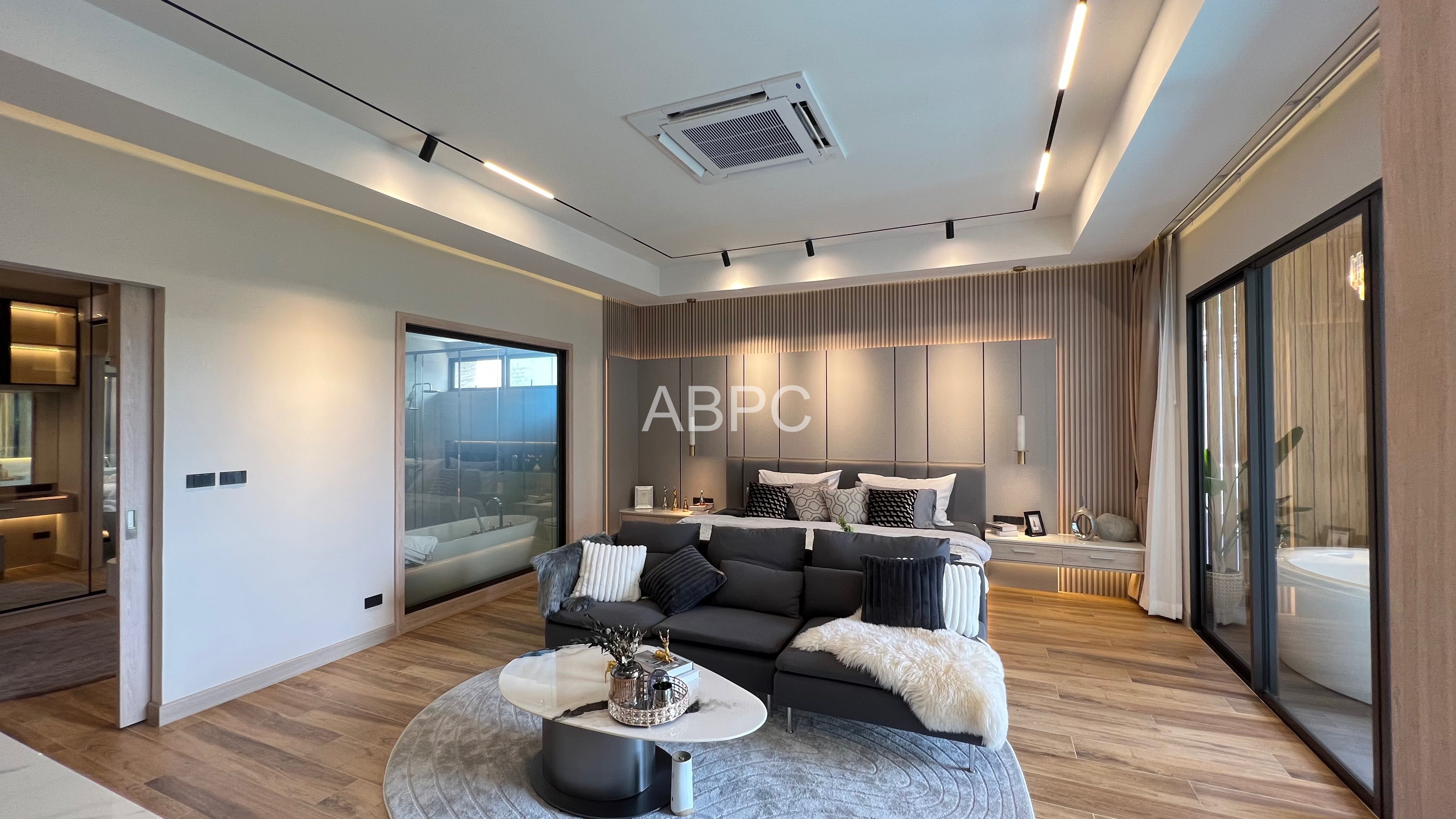 5 Bedrooms 8 Bathrooms in East pattaya photo 19