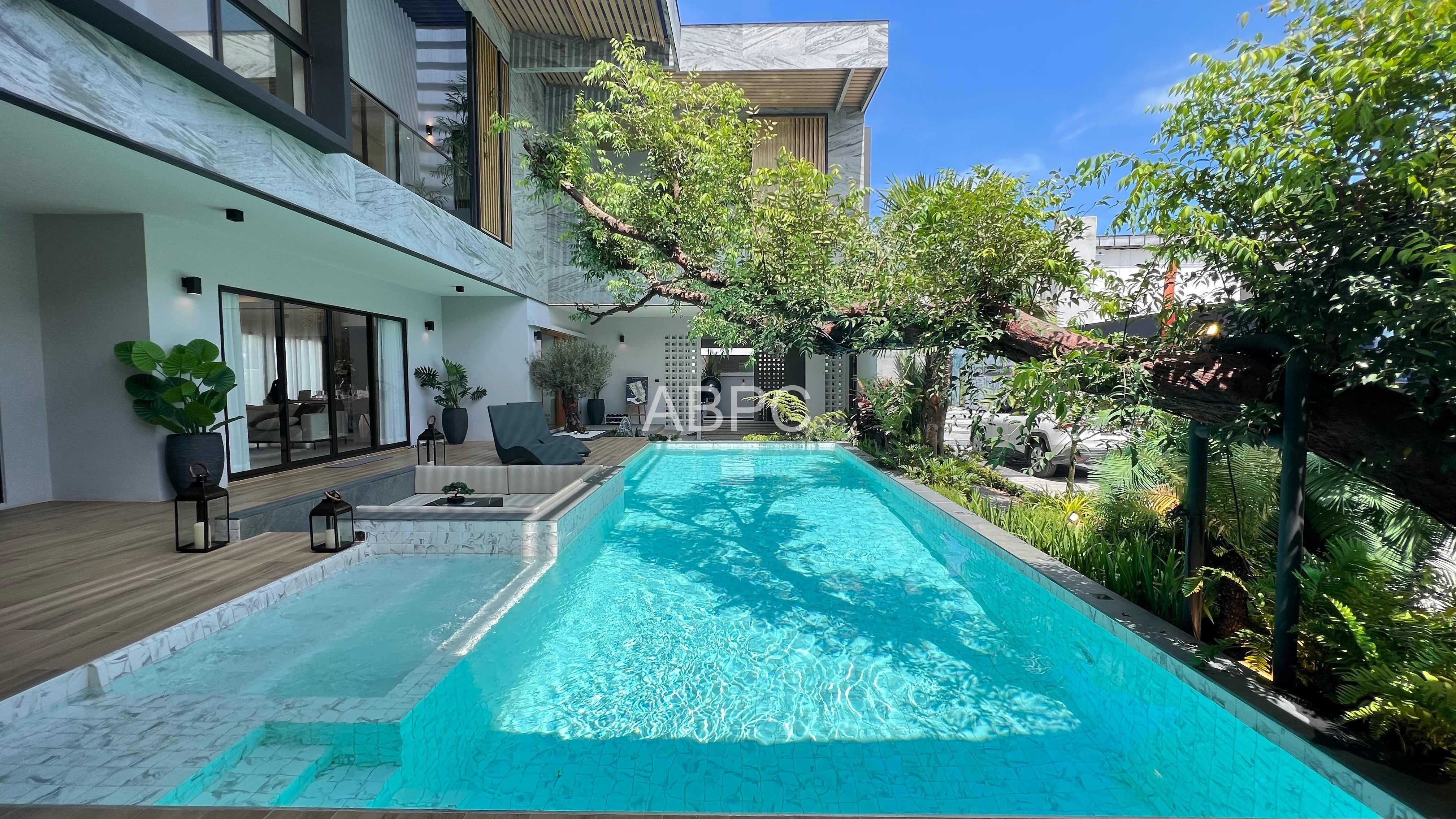 5 Bedrooms 8 Bathrooms in East pattaya photo 17