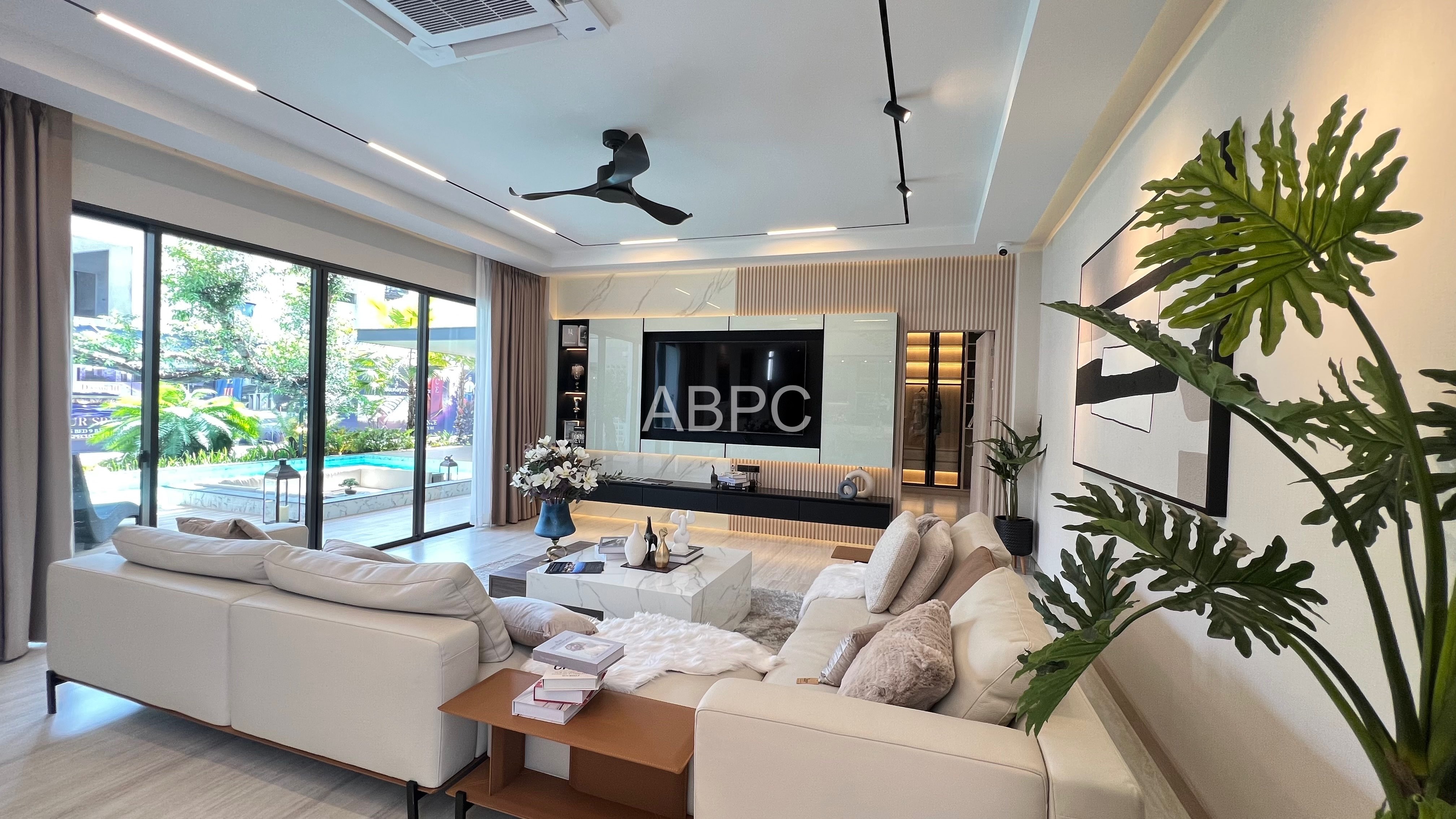 5 Bedrooms 8 Bathrooms in East pattaya photo 5