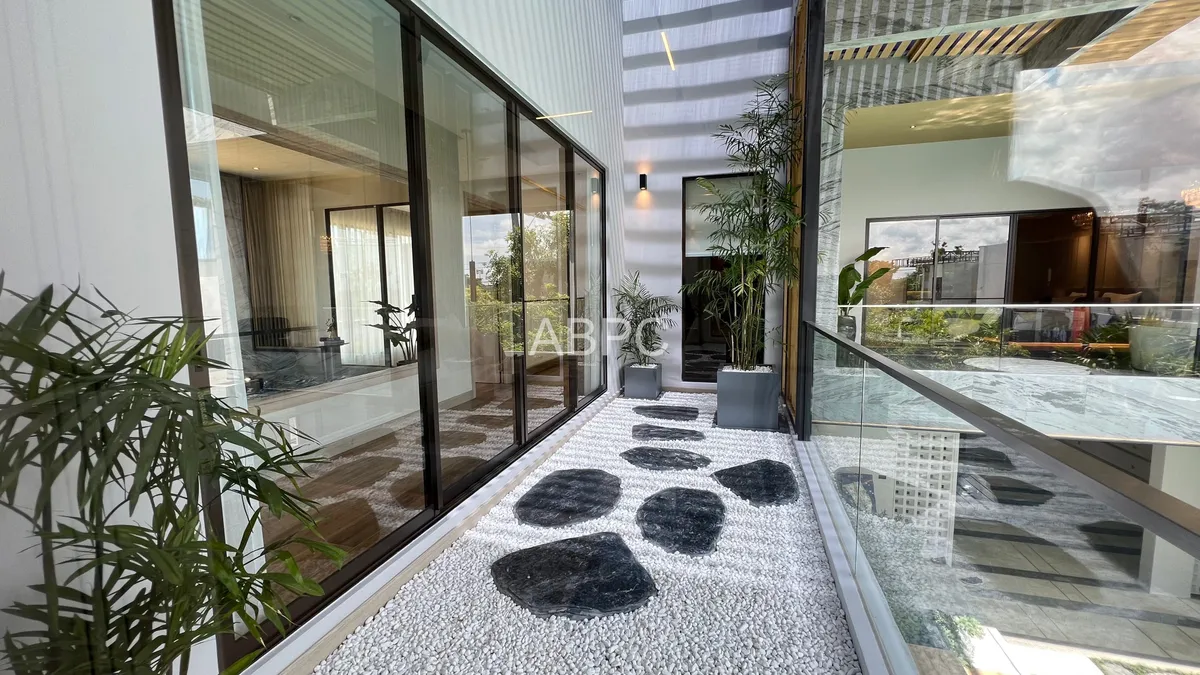 5 Bedrooms 8 Bathrooms in East pattaya photo 14