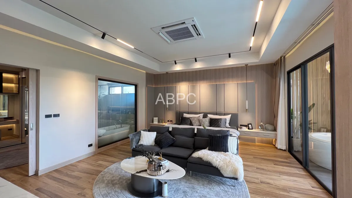 5 Bedrooms 8 Bathrooms in East pattaya photo 19