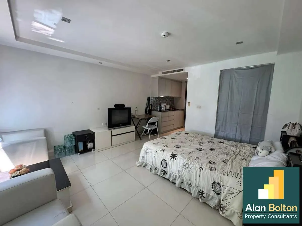 Reduced Price Nature View Studio Condo In Central Pattaya photo 9