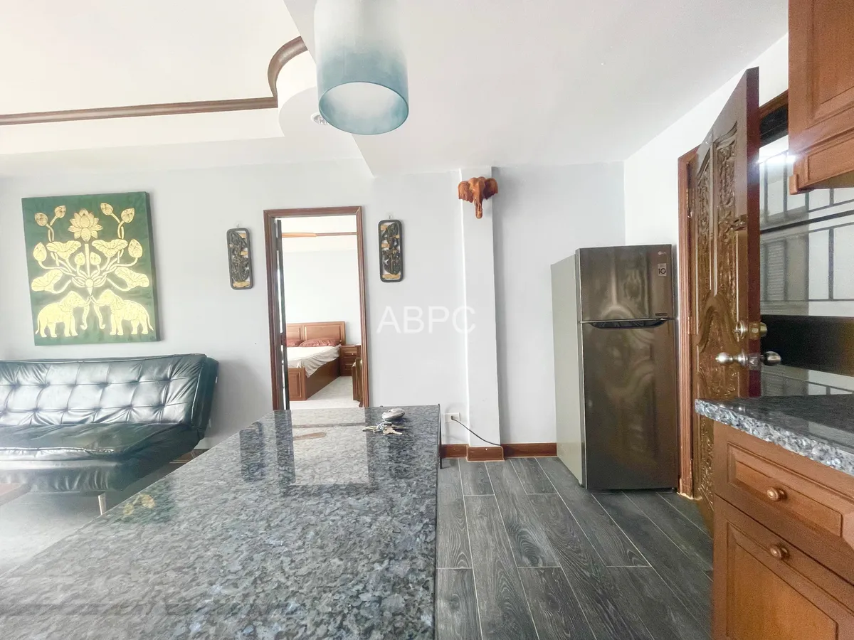 Large 1 Bed 1 Bath Condo In Jomtien photo 2