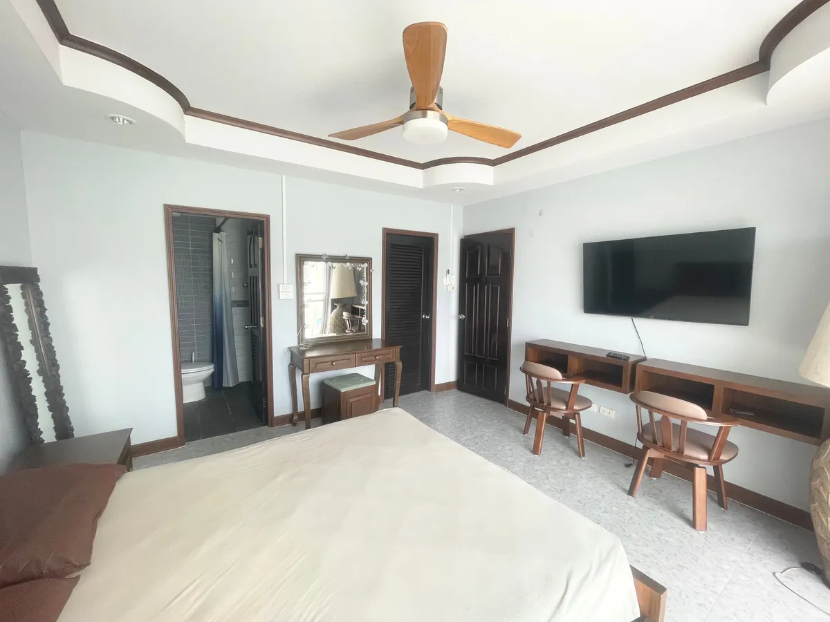 Large 1 Bed 1 Bath Condo In Jomtien photo 21
