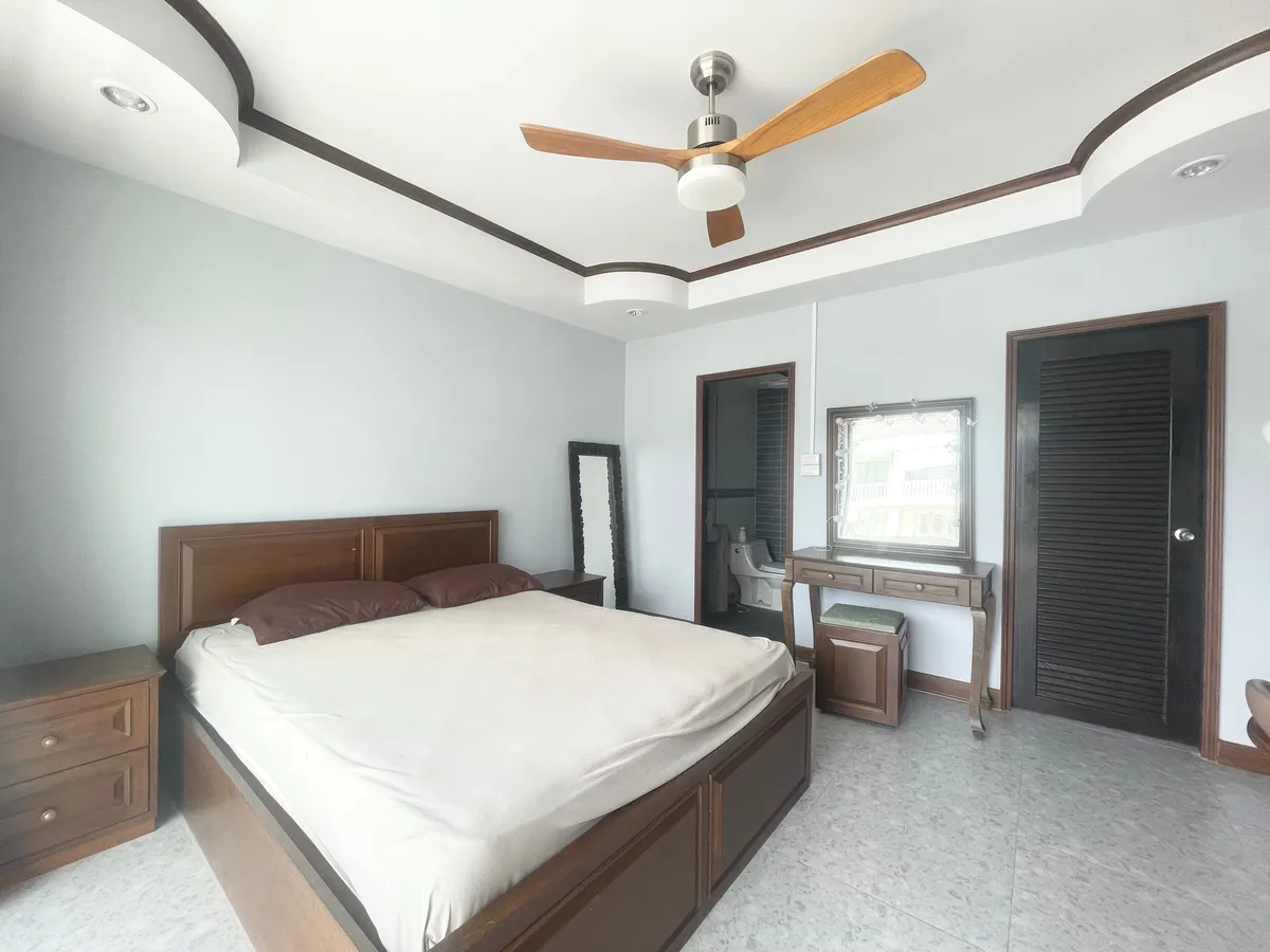 Large 1 Bed 1 Bath Condo In Jomtien photo 22