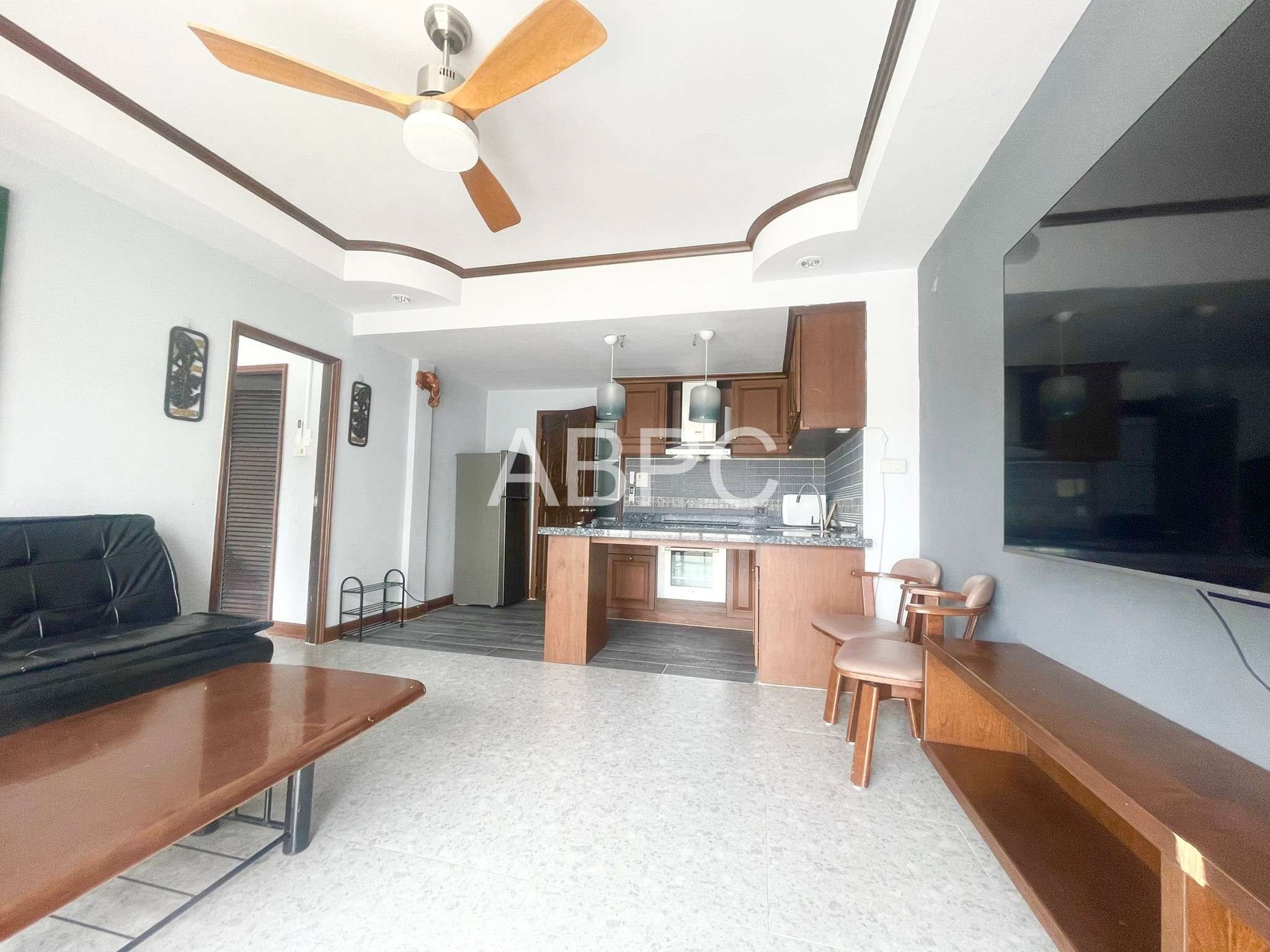 Large 1 Bed 1 Bath Condo In Jomtien photo 14
