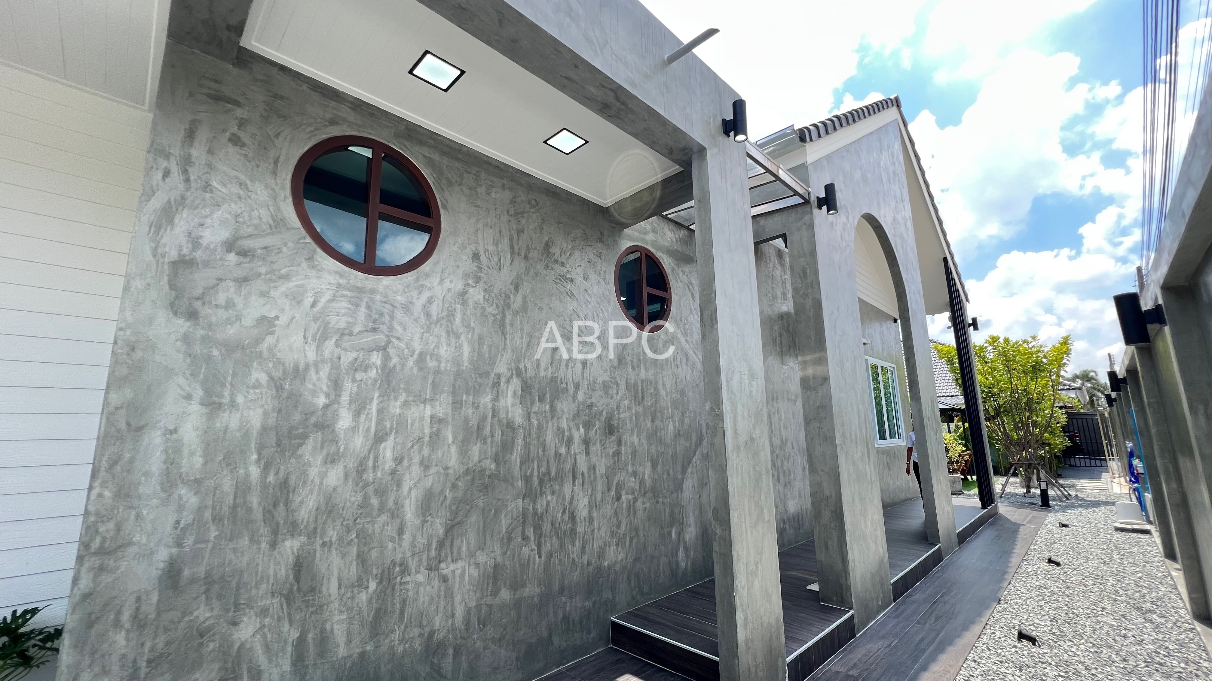 Brand New Luxury 2 Bedrooms 2 Bathrooms in East Pattaya photo 3