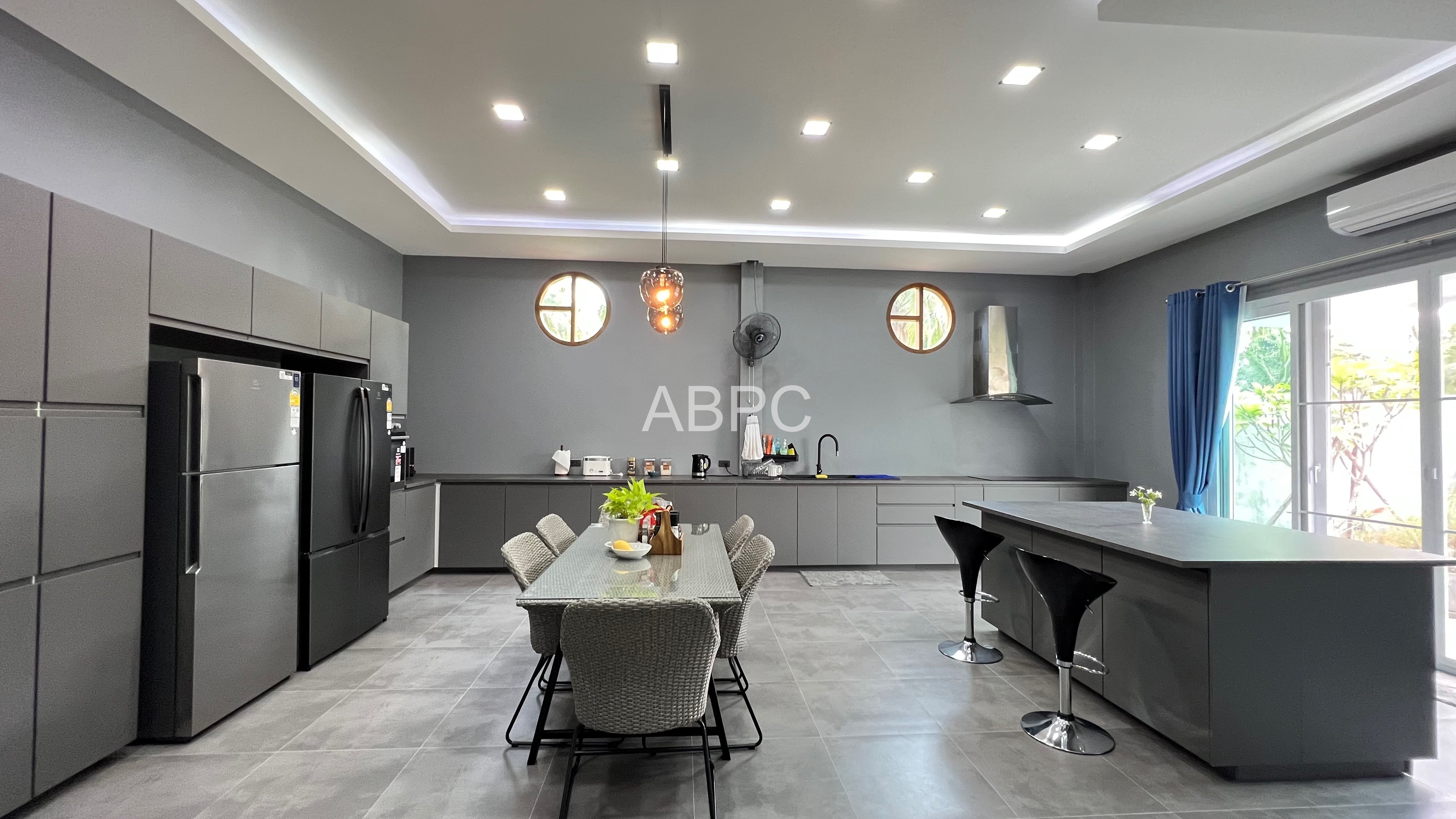 Brand New Luxury 2 Bedrooms 2 Bathrooms in East Pattaya photo 6