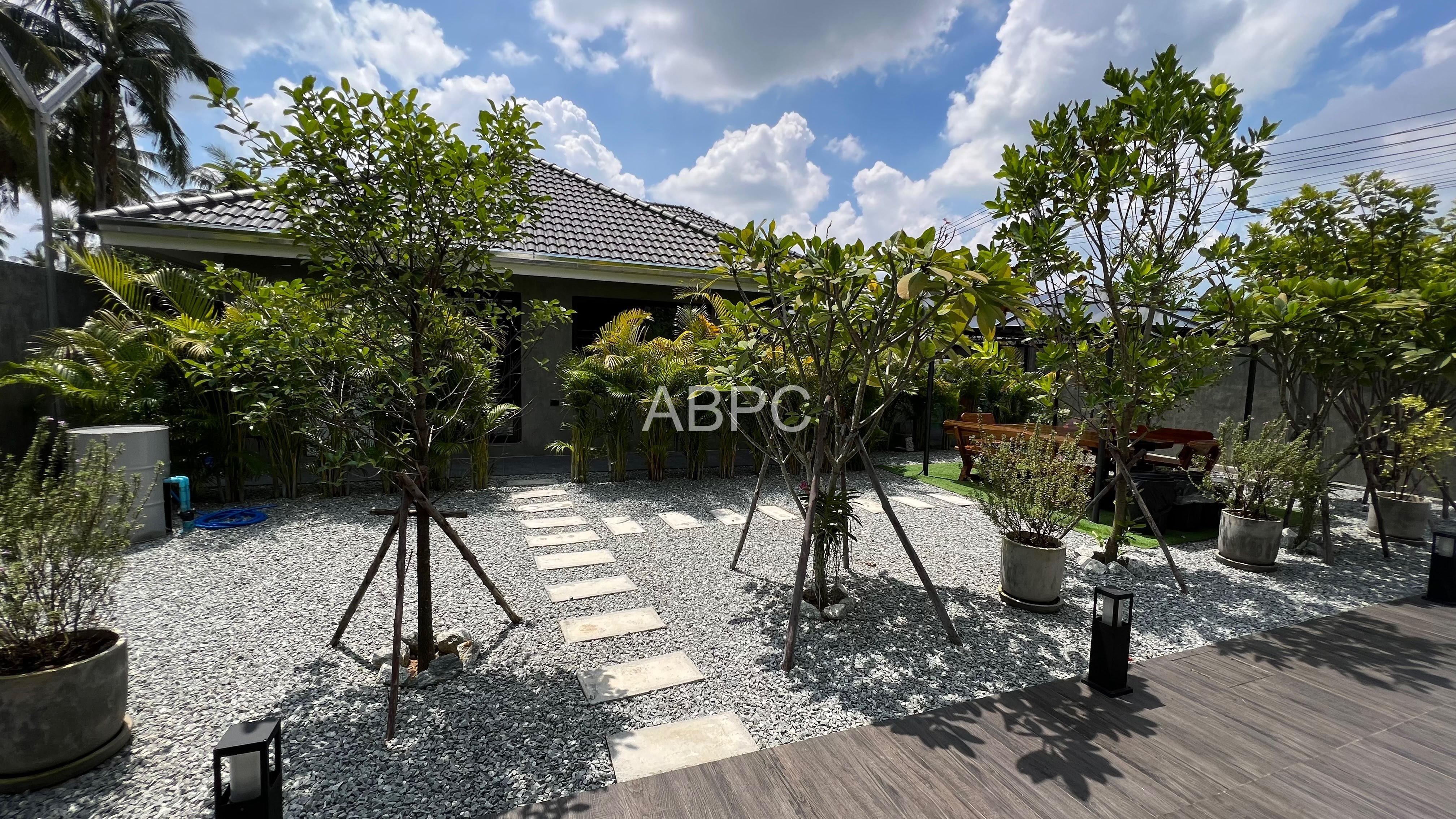 Brand New Luxury 2 Bedrooms 2 Bathrooms in East Pattaya photo 11