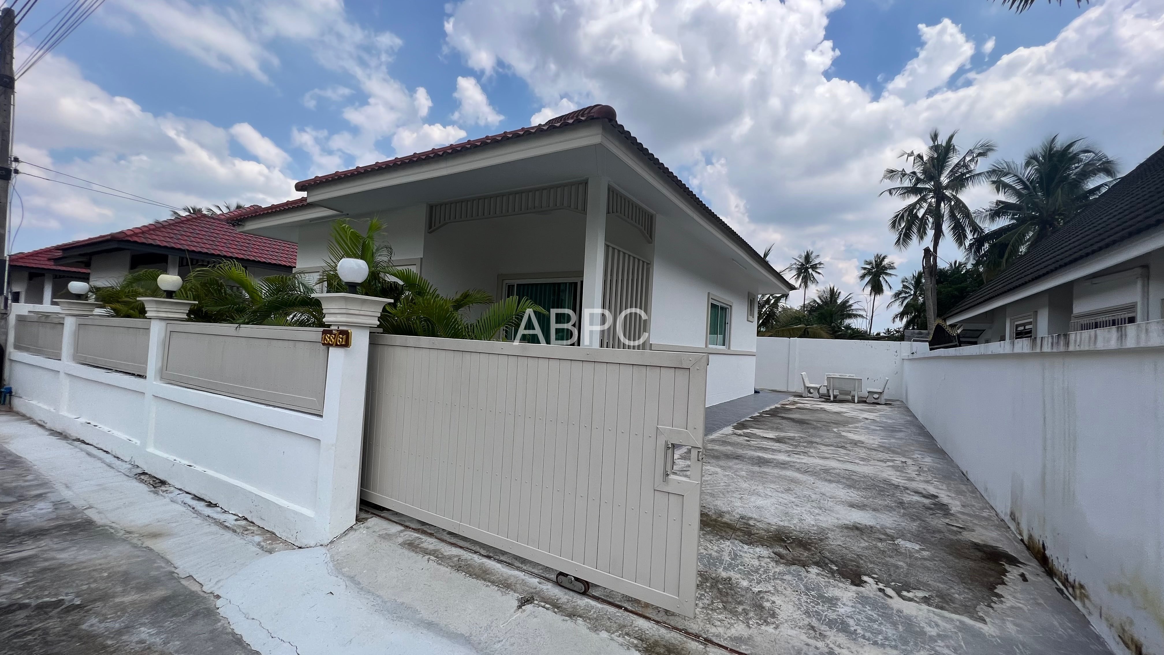 2 Bed - 2 Bath House in East Pattaya (Pet friendly) photo 3