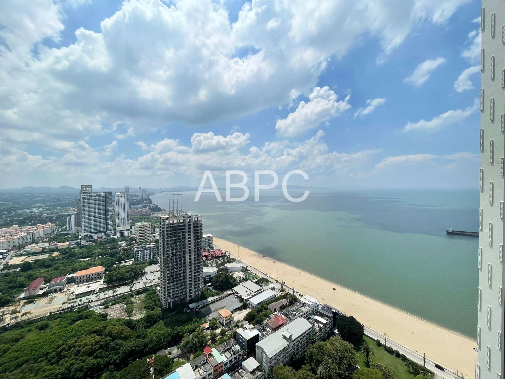 Ocean View Duplex 2 Bedroom 2 Bathroom in Jomtien photo 15