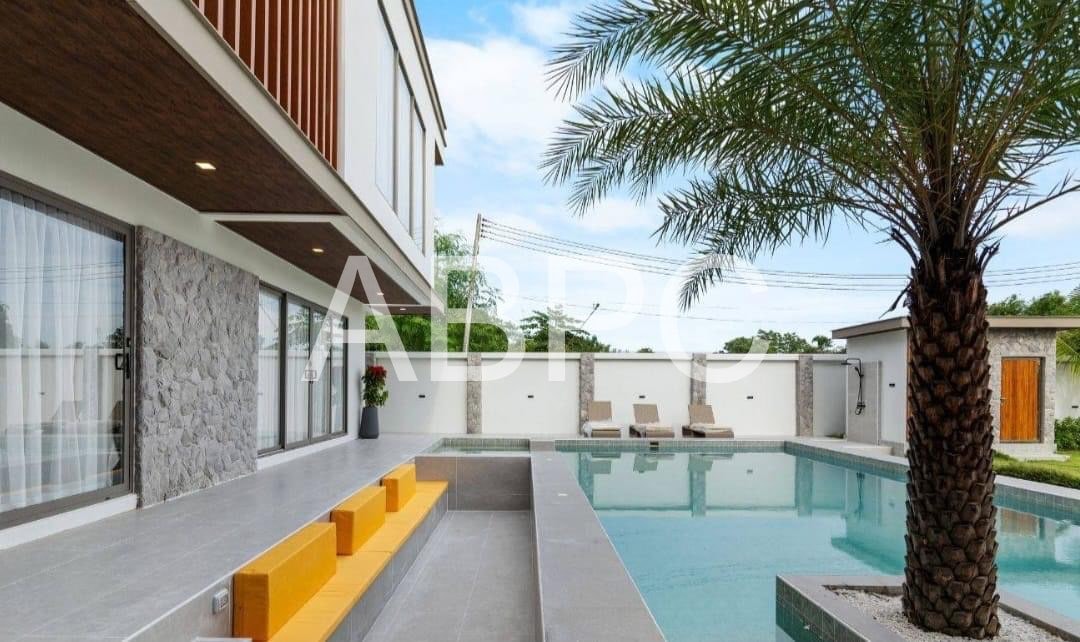 Brand New Modern Luxury 7 Bed 8 Bath Pool Villa In Huay Yai photo 13