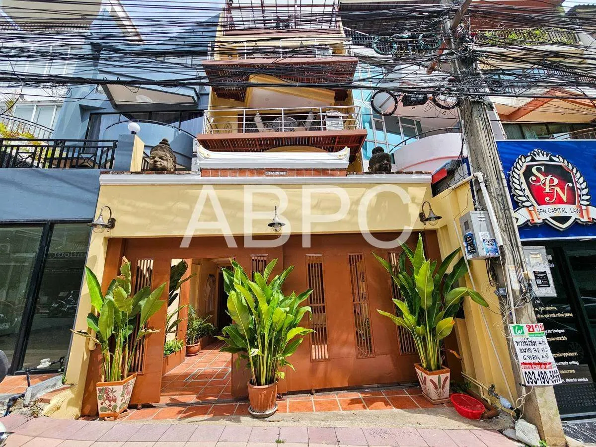 Apartment for sale 5 beds 7 baths in Pratumnak