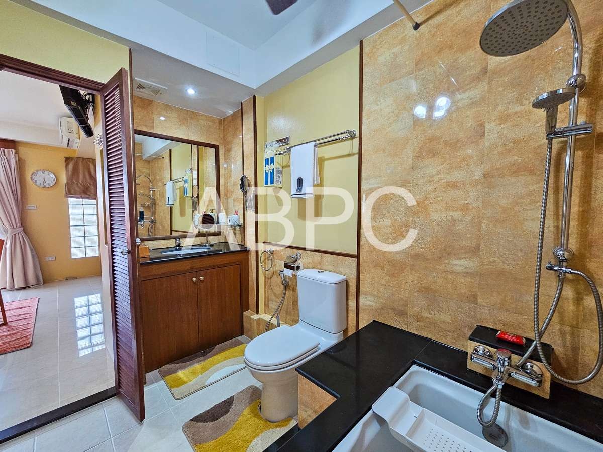 Apartment for sale 5 beds 7 baths in Pratumnak photo 8