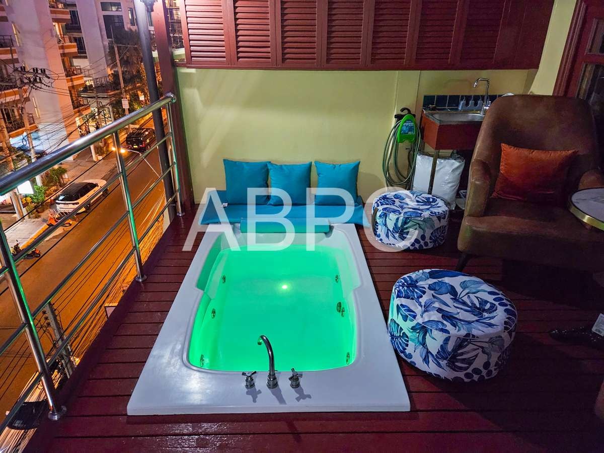 Apartment for sale 5 beds 7 baths in Pratumnak photo 7