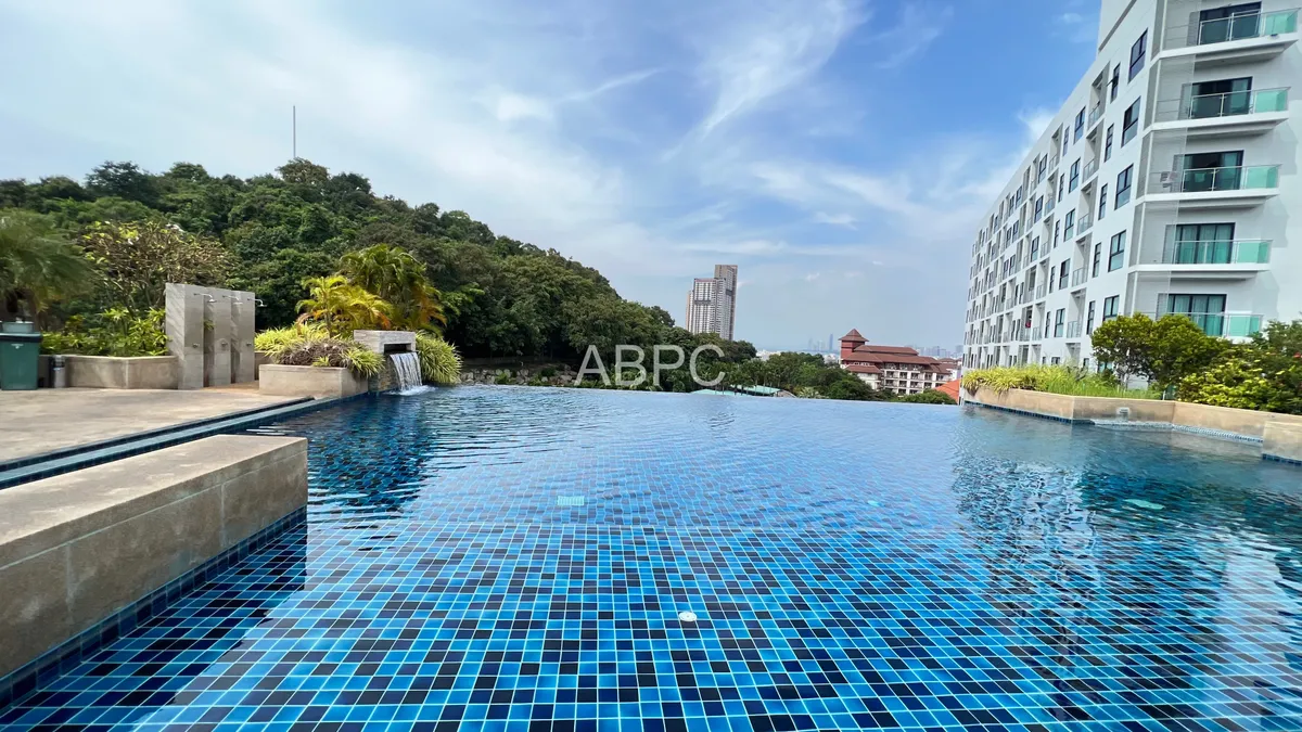 1 Bed in Axis in Pratumnak For Rent photo 12