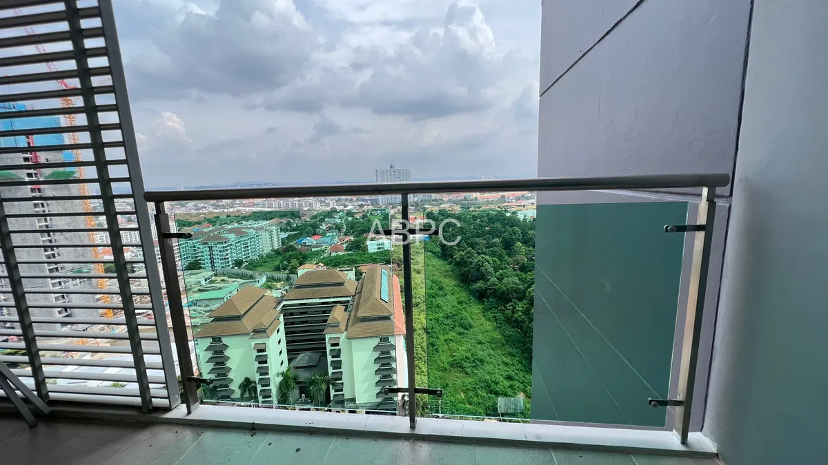 High Floor 1 Bed Condo For in Pratumnak photo 11
