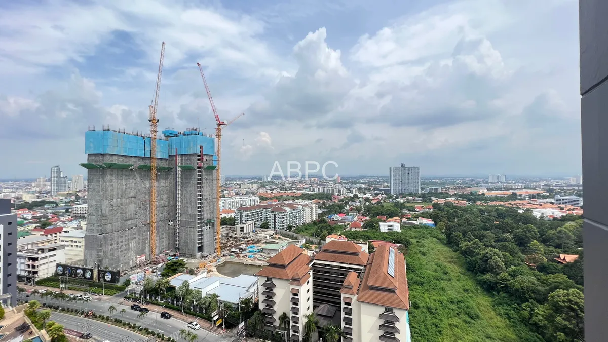 High Floor 1 Bed Condo For in Pratumnak photo 13
