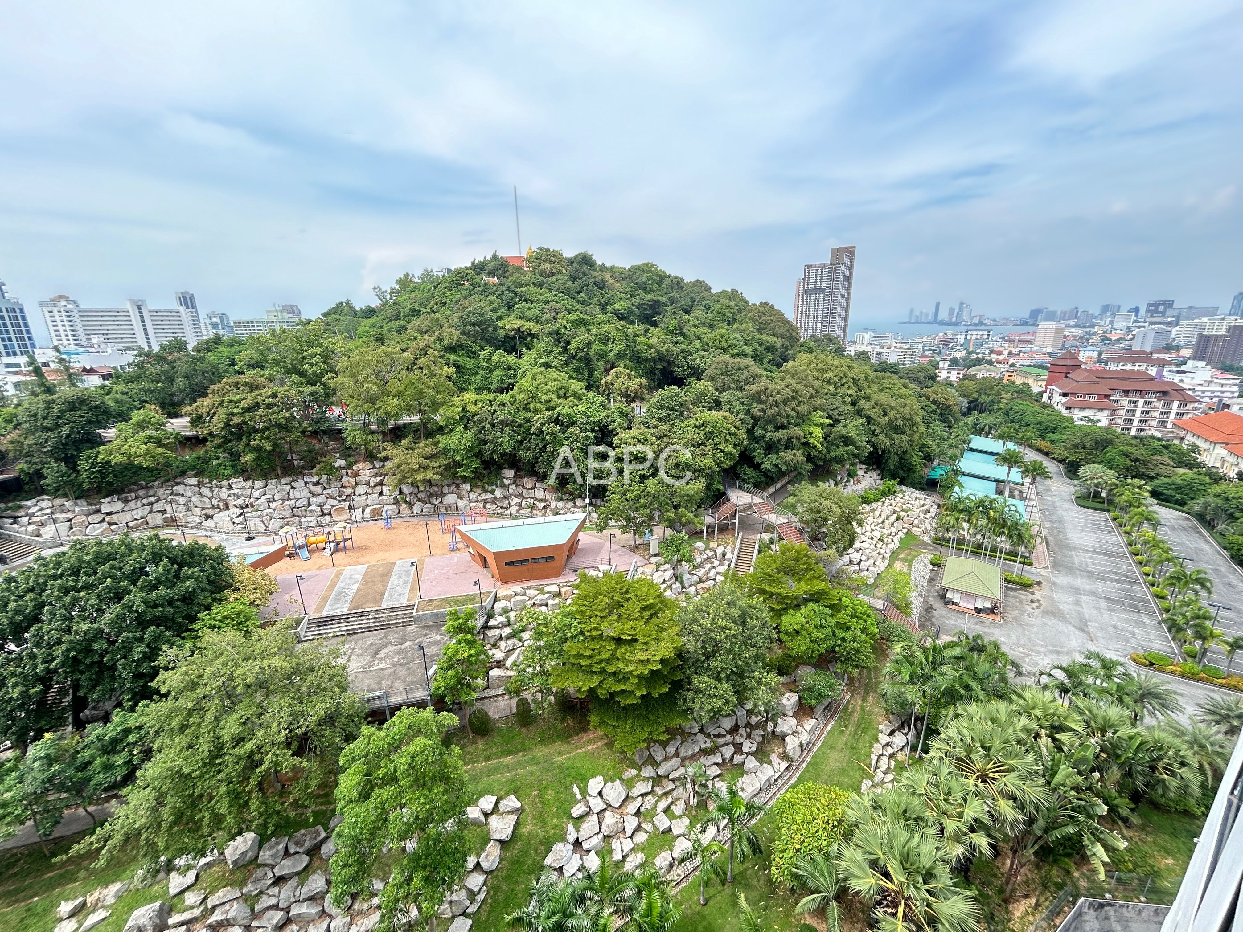 Ocean View 2 Bed 2 Bath Condo In Pratumnak photo 9