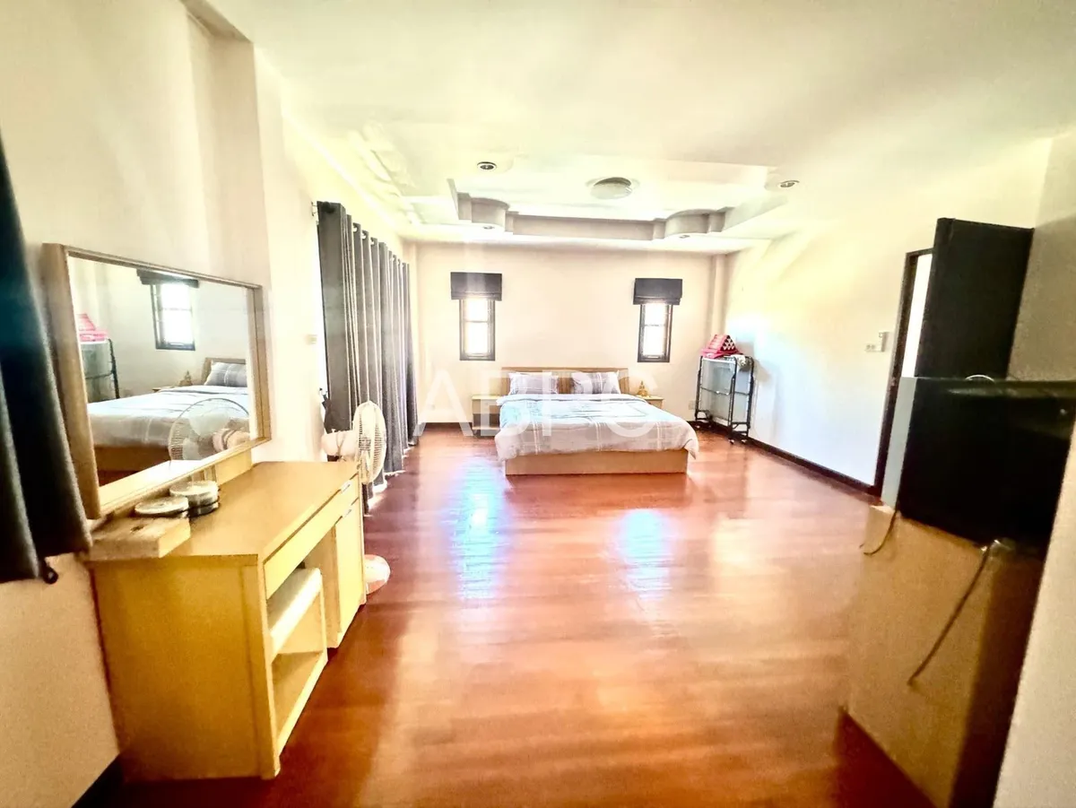 3 Bed Pool House For Rent on Siam Country Club photo 9