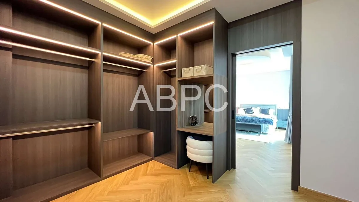 4 beds 4 bathrooms pool villa in East Pattaya photo 11