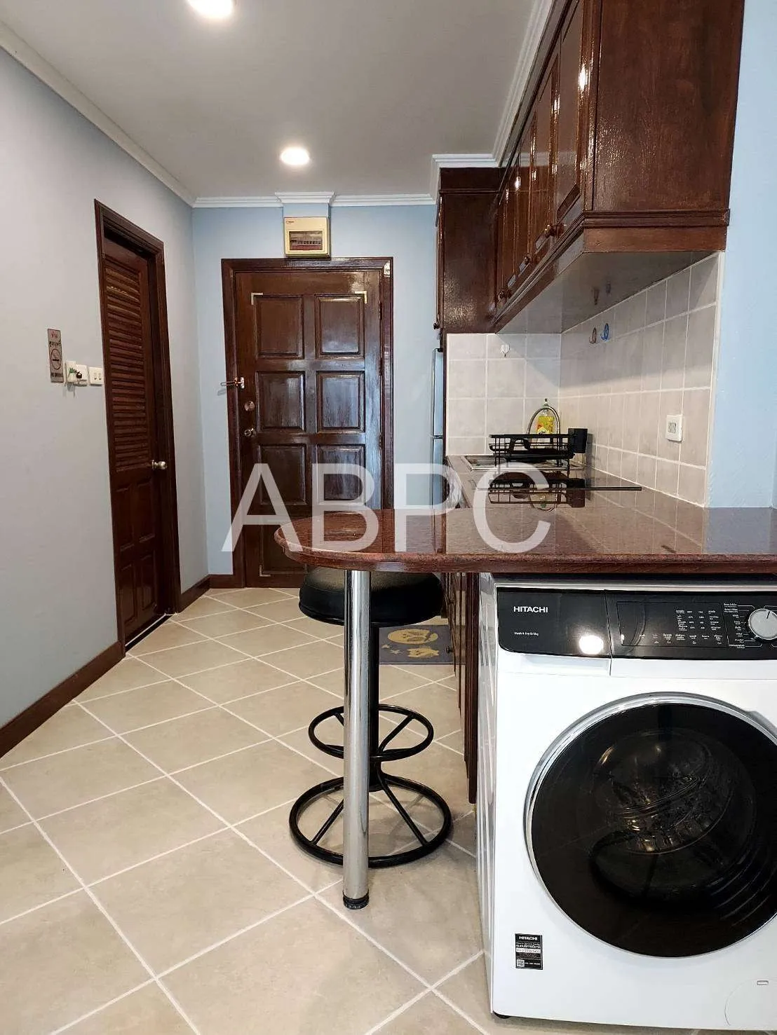 Studio For Rent in View Talay 5 High Floor photo 6