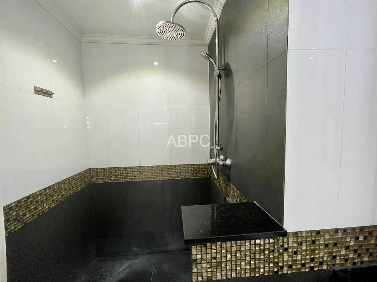 Studio 1 Bath photo 9