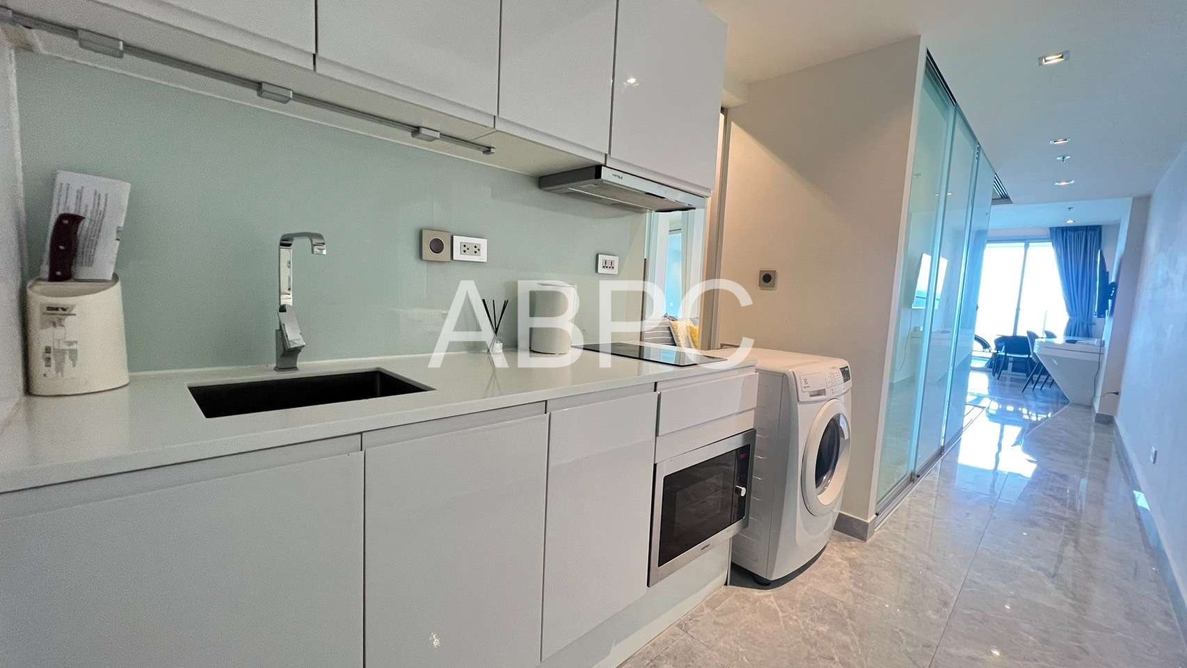 Ocean View Condo For Rent in Pratumnak photo 4