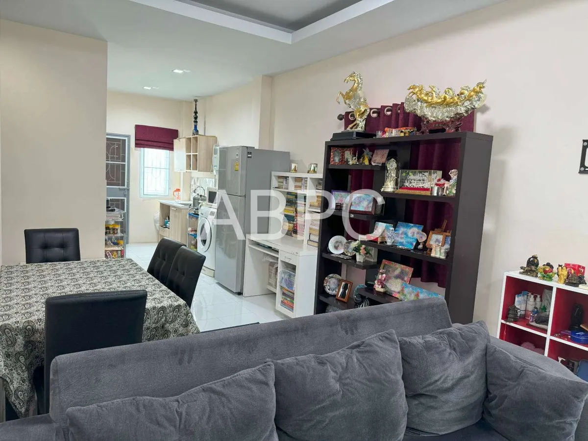 2 bed 1 bath House in East Pattaya photo 9