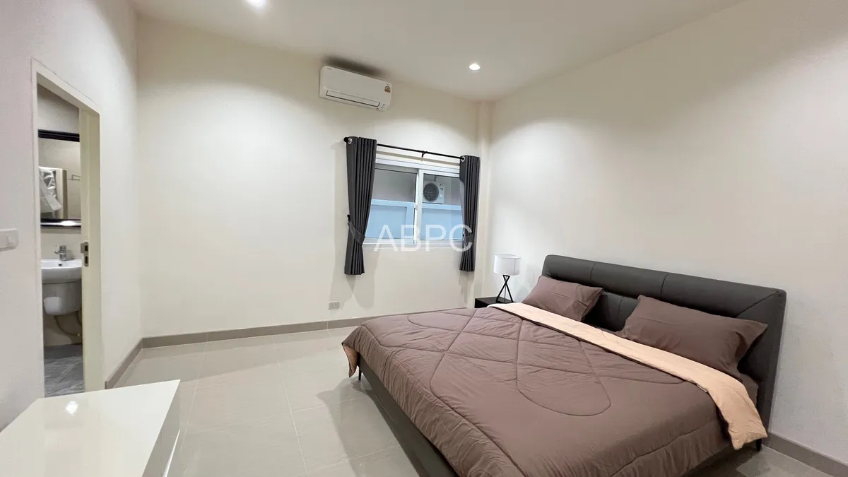 3 Bedrooms 3 Bathrooms in East pattaya photo 6