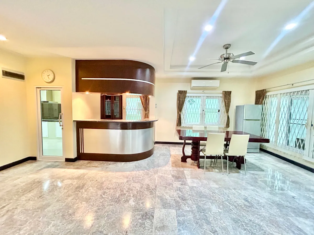 3 Bedroom House For Rent in North Pattaya photo 14