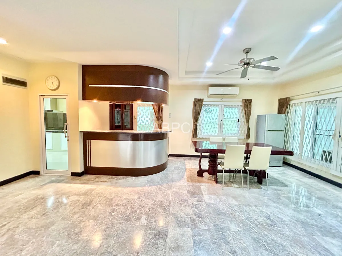 3 Bedroom House For Rent in North Pattaya photo 3