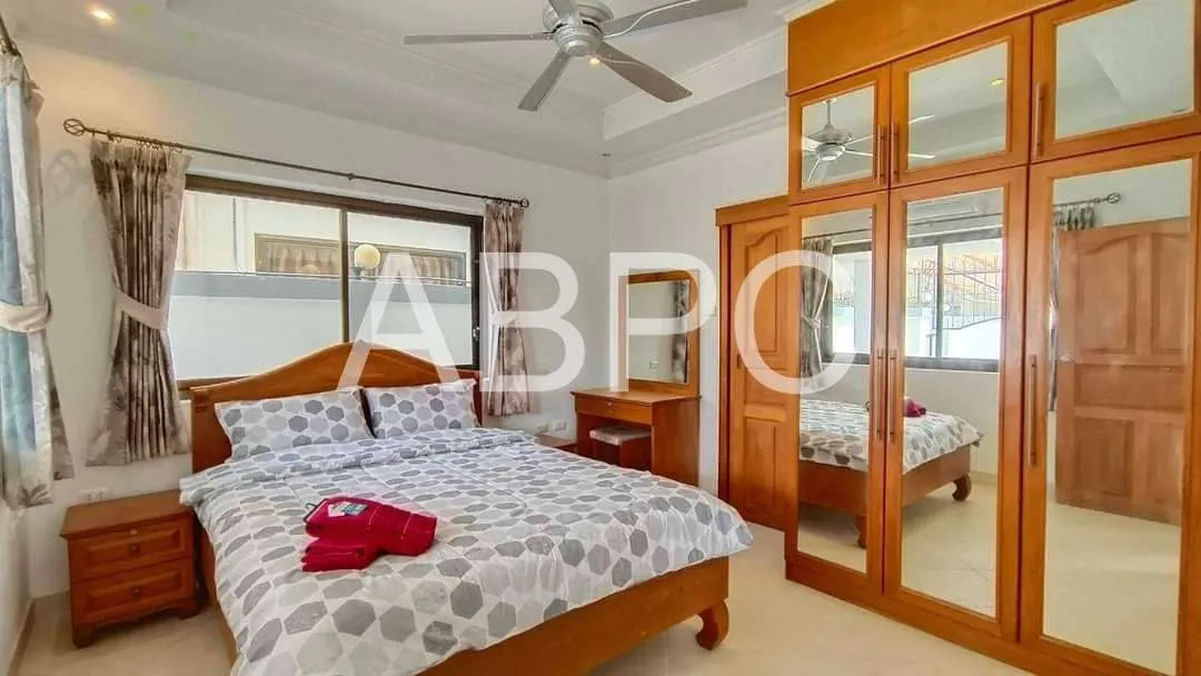 Private Pool Villa 3 Bedroom in Jomtien - Adare Garden 3 photo 9