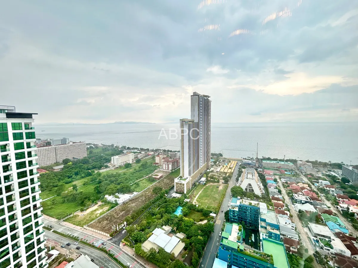 Ocean view 1 Bedroom Condo In Jomtien For Sale photo 2