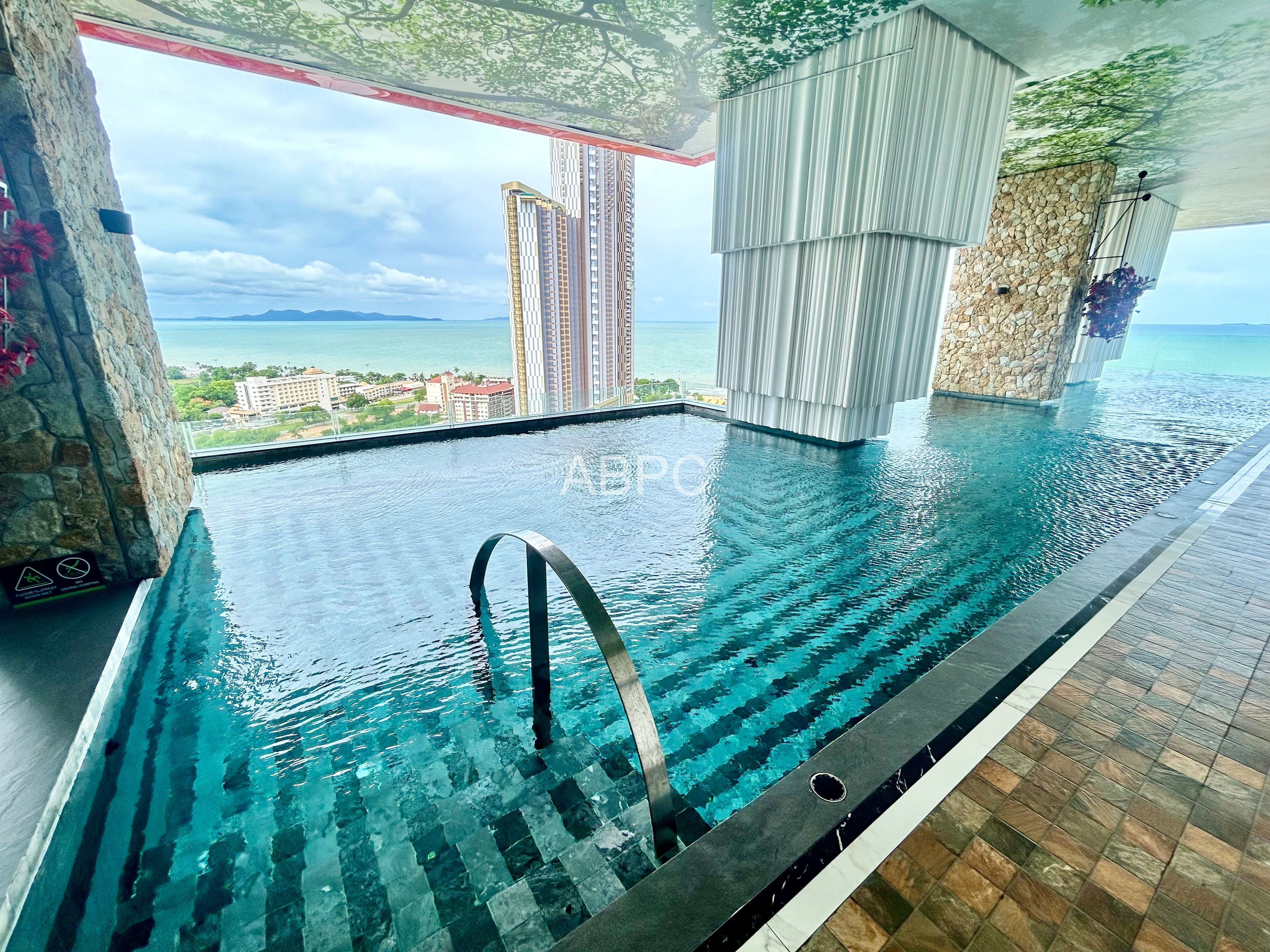 Ocean view 1 Bedroom Condo In Jomtien For Sale photo 9