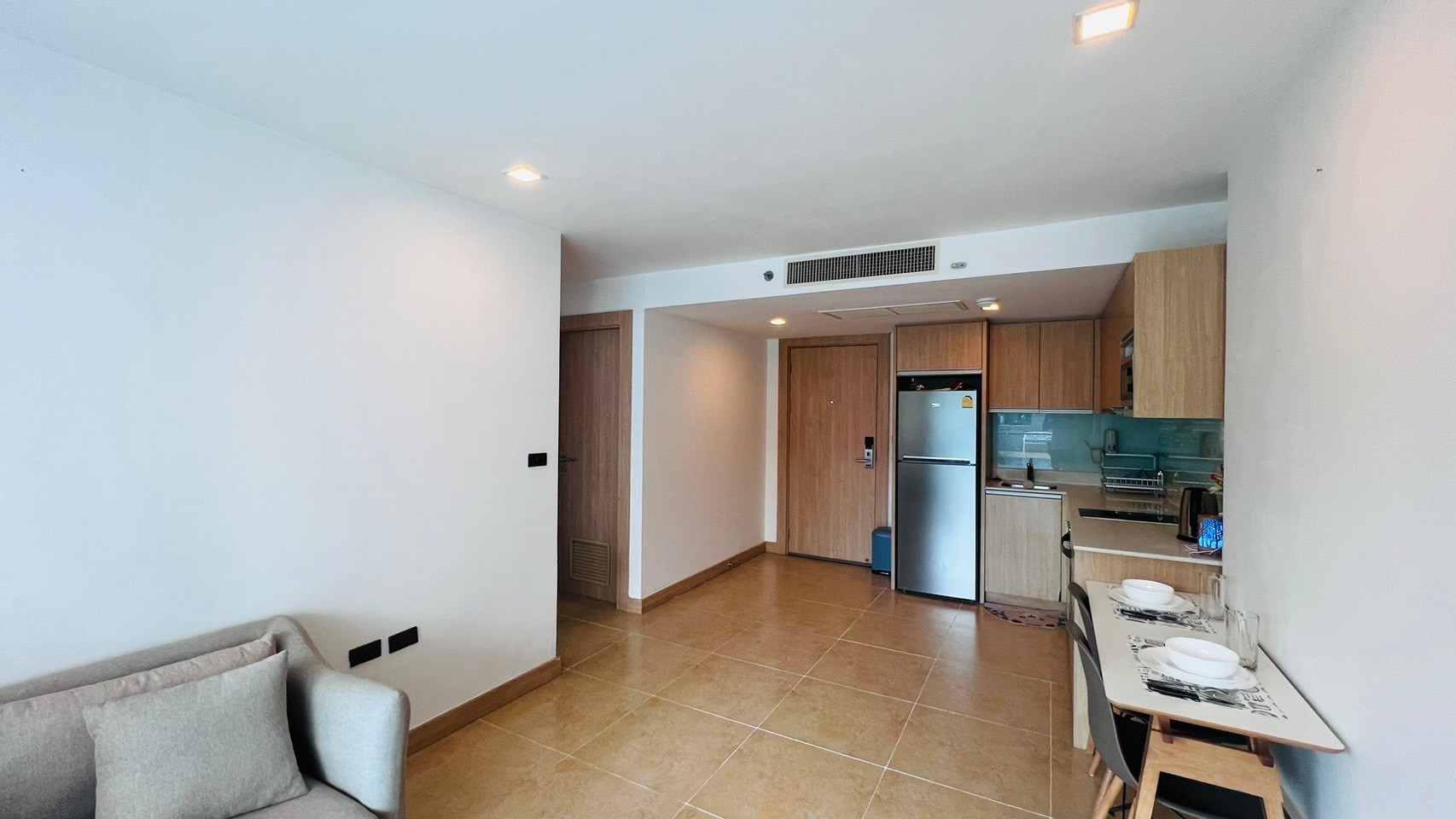 JUST IN 1 Bedroom Condo in The Cliff photo 16