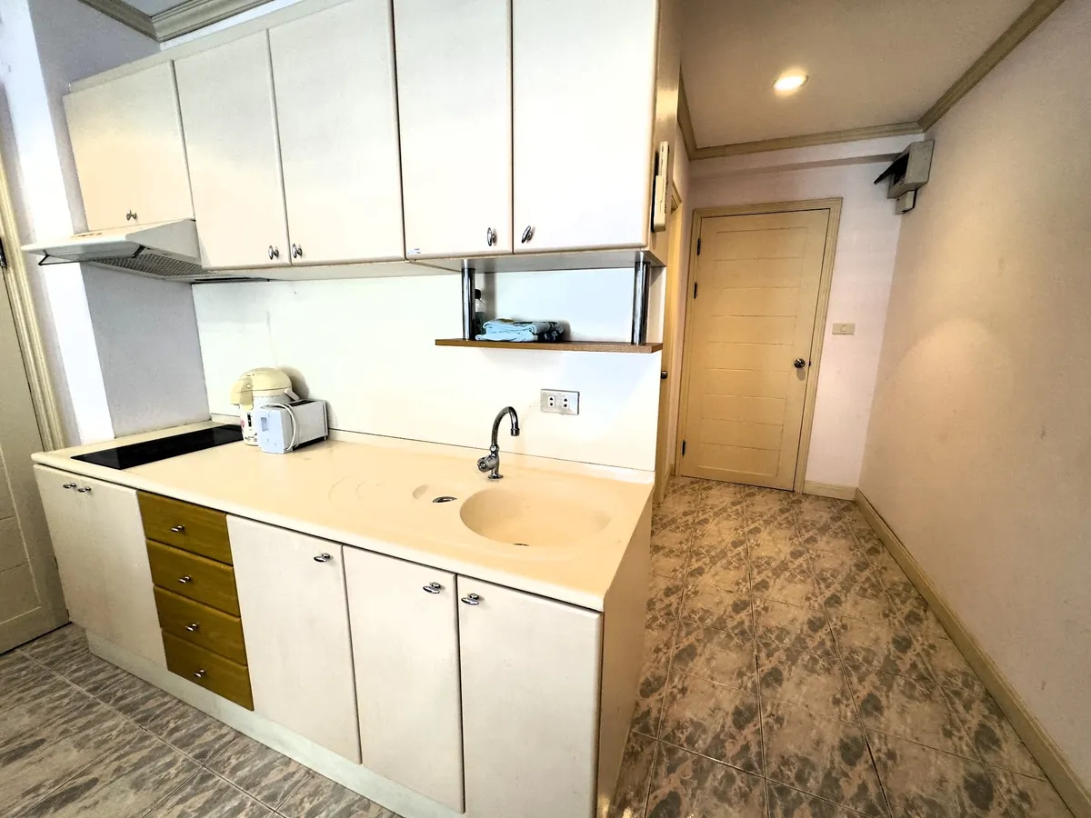 Large City View 1 Bed 2 Bath Condo In Jomtien photo 18