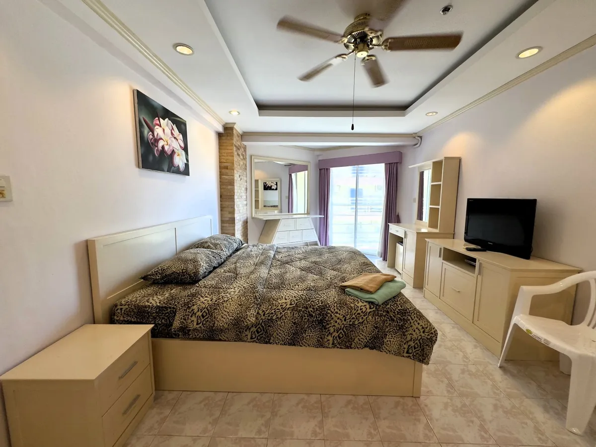 Large City View 1 Bed 2 Bath Condo In Jomtien photo 22