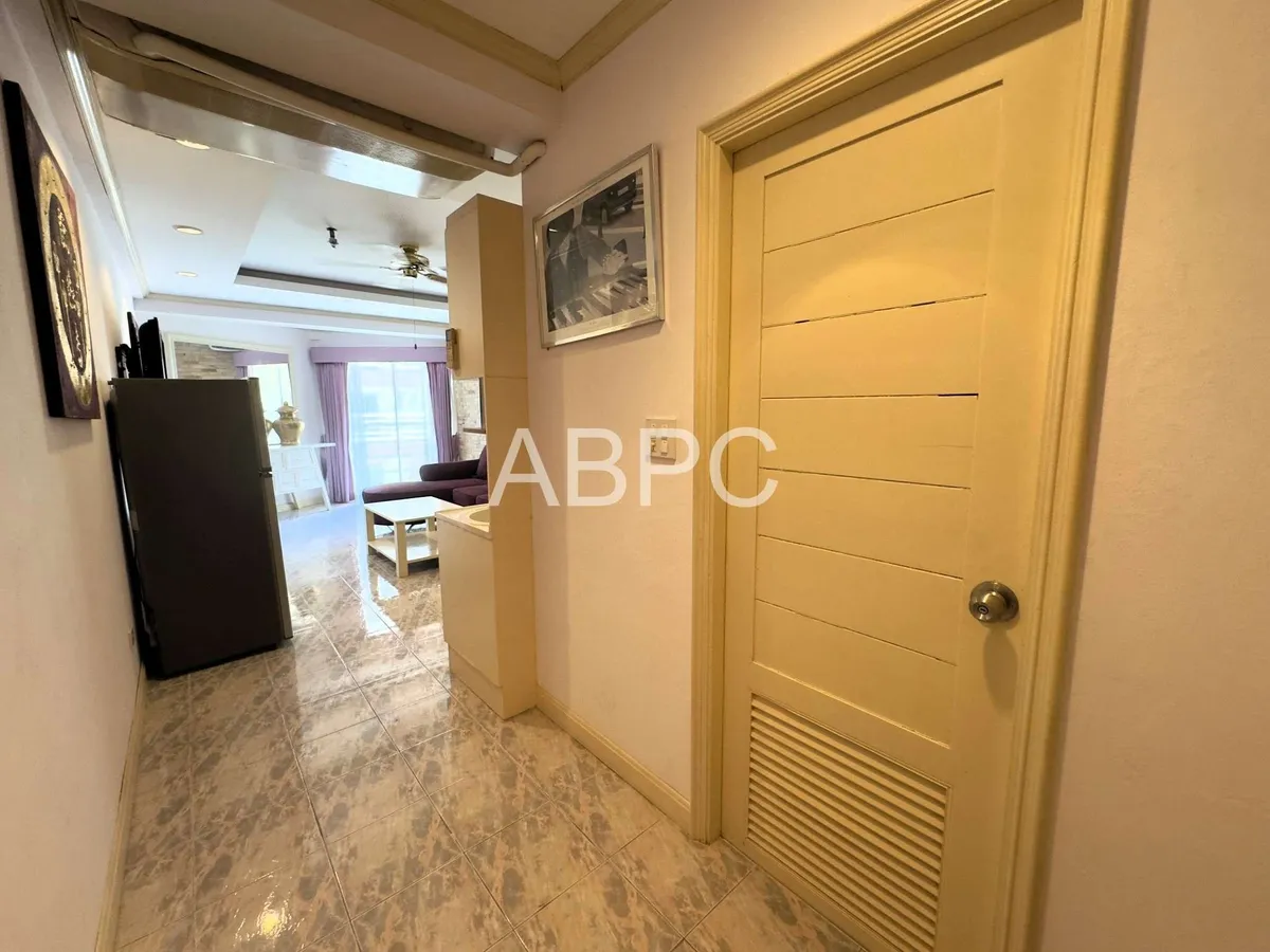 Large City View 1 Bed 2 Bath Condo In Jomtien photo 9