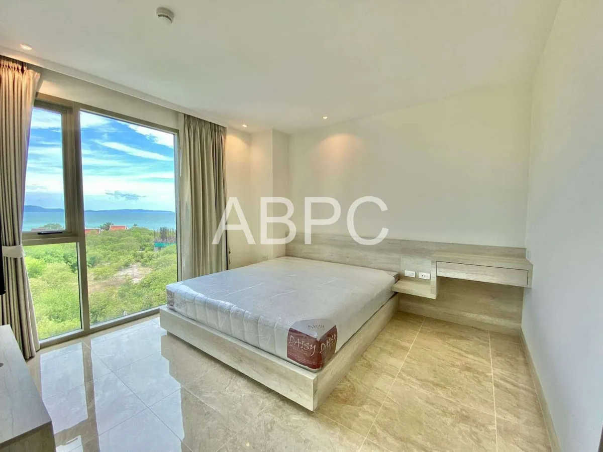 Ocean View with Jacuzzi Condo In Jomtien For Rent photo 2